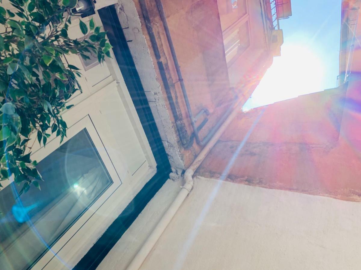 Montclar Studio Aix-en-Provence Exterior foto